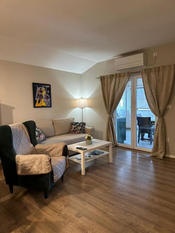 Apartman Lusy Tribalj Buitenkant foto