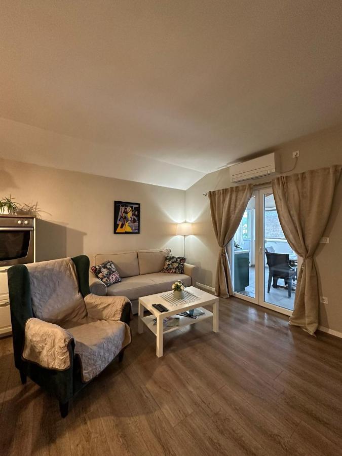 Apartman Lusy Tribalj Buitenkant foto